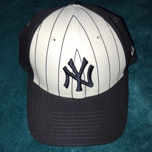 Yankee hat Velcro snapback navy/white